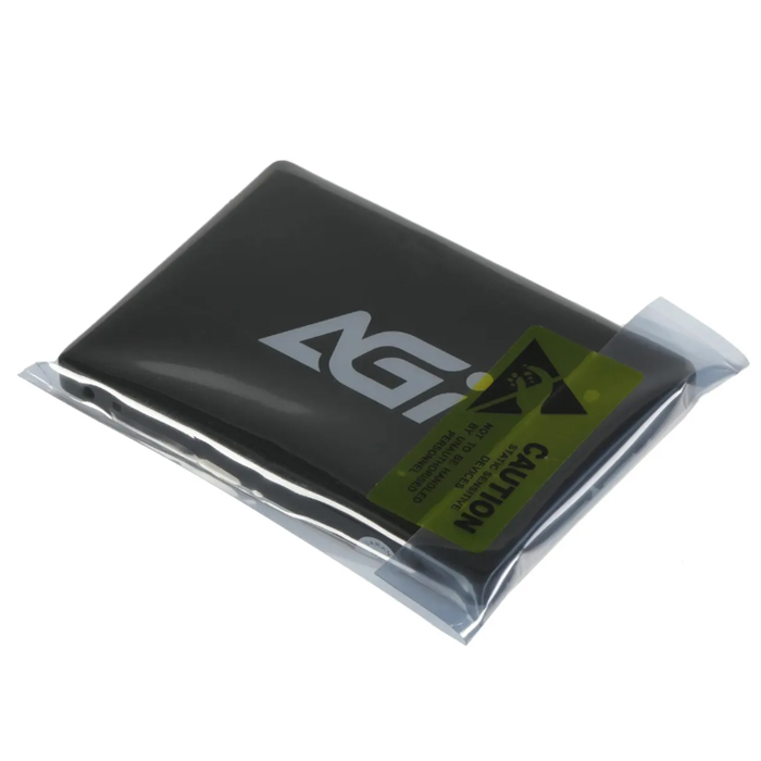 Накопитель SSD 2.5" 1000Gb  AGI AI238 AGI1K0GIMAI238 (540/500MBs, 1 500 000 ч, 160TBW ) 3D NAND Q